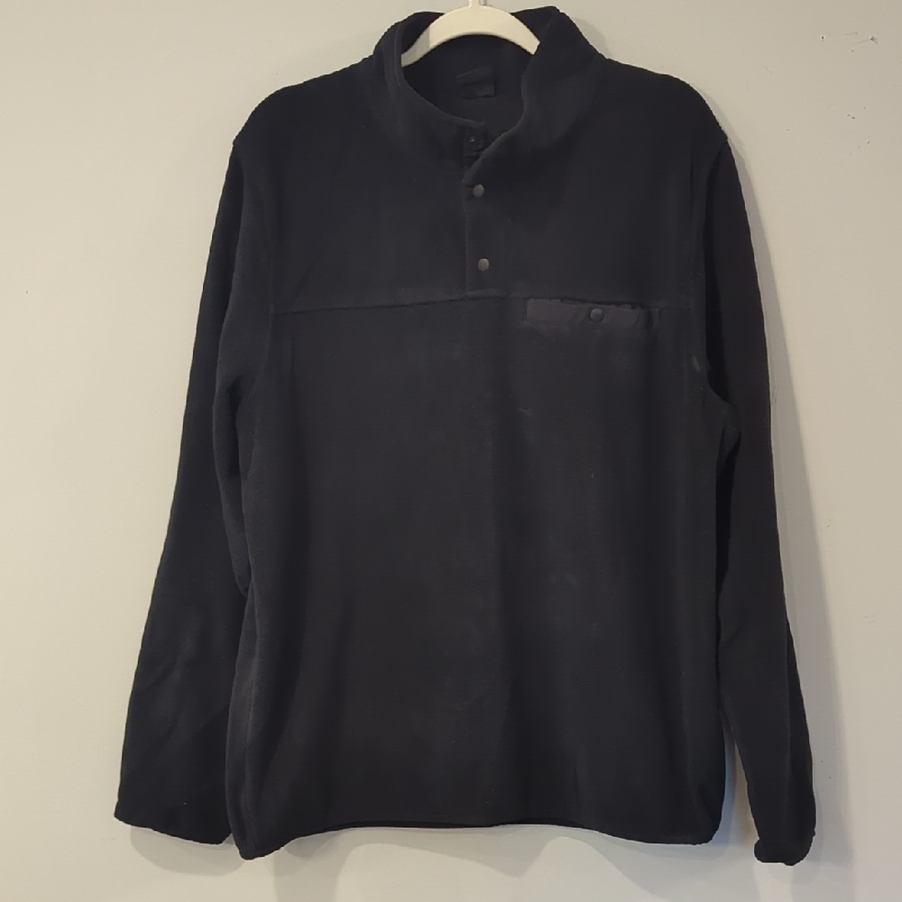 32 Degrees Black Fleece T Snap‎ Top size Large